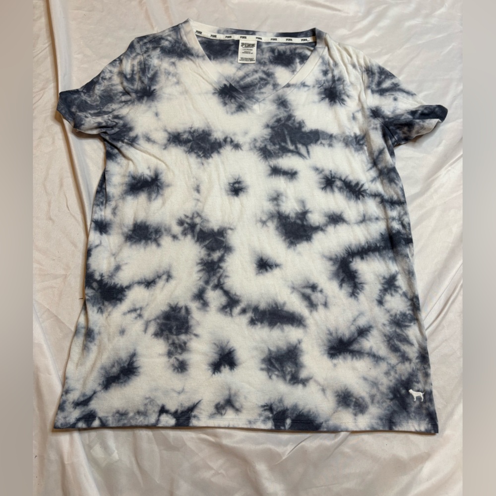 Victoria's Secret V-Neck Tie-Dye Tee in White & Navy large